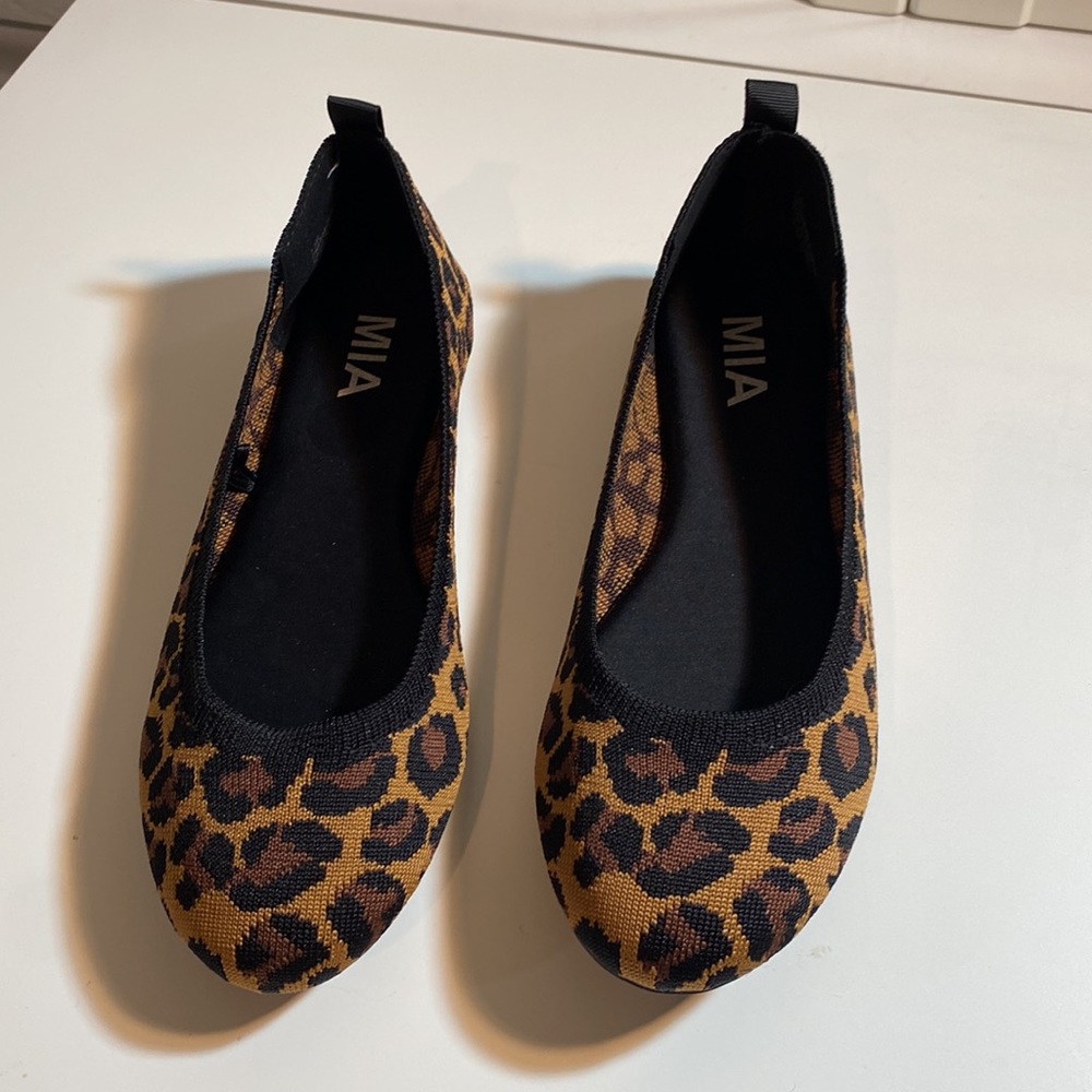 MIA textile leopard ballet flats